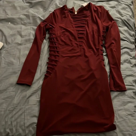 fitted lace wedding dress Bilbao Long Sleeve Mini Dress Burgundy main image 0